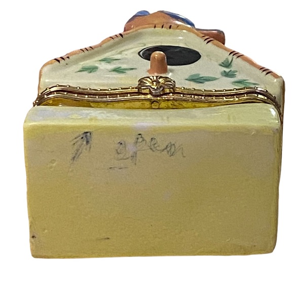 Vintage Birdhouse Trinket Box w/Blue Bird - Picture 6 of 6